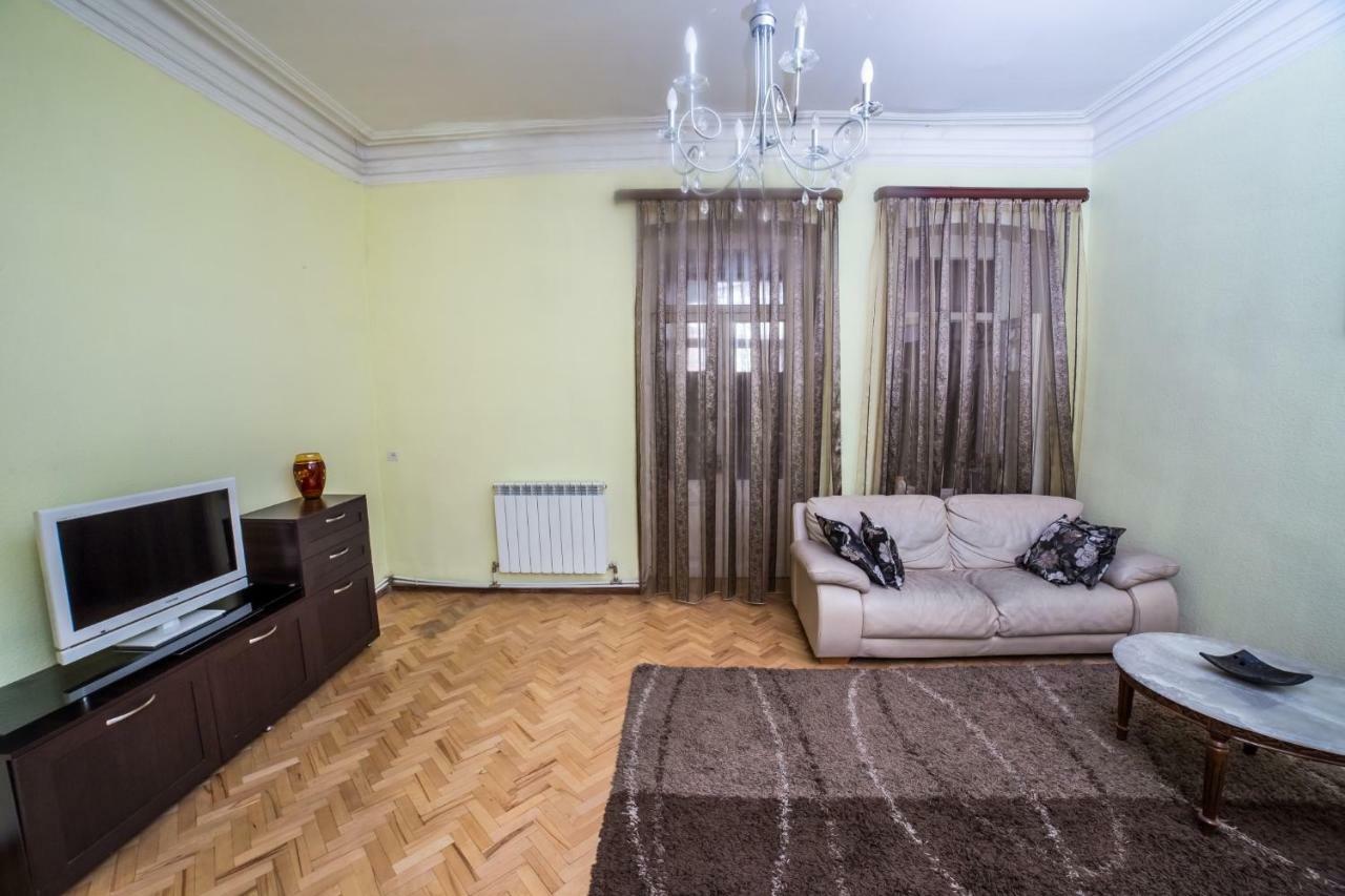 Gold District Apartment Тбілісі Екстер'єр фото