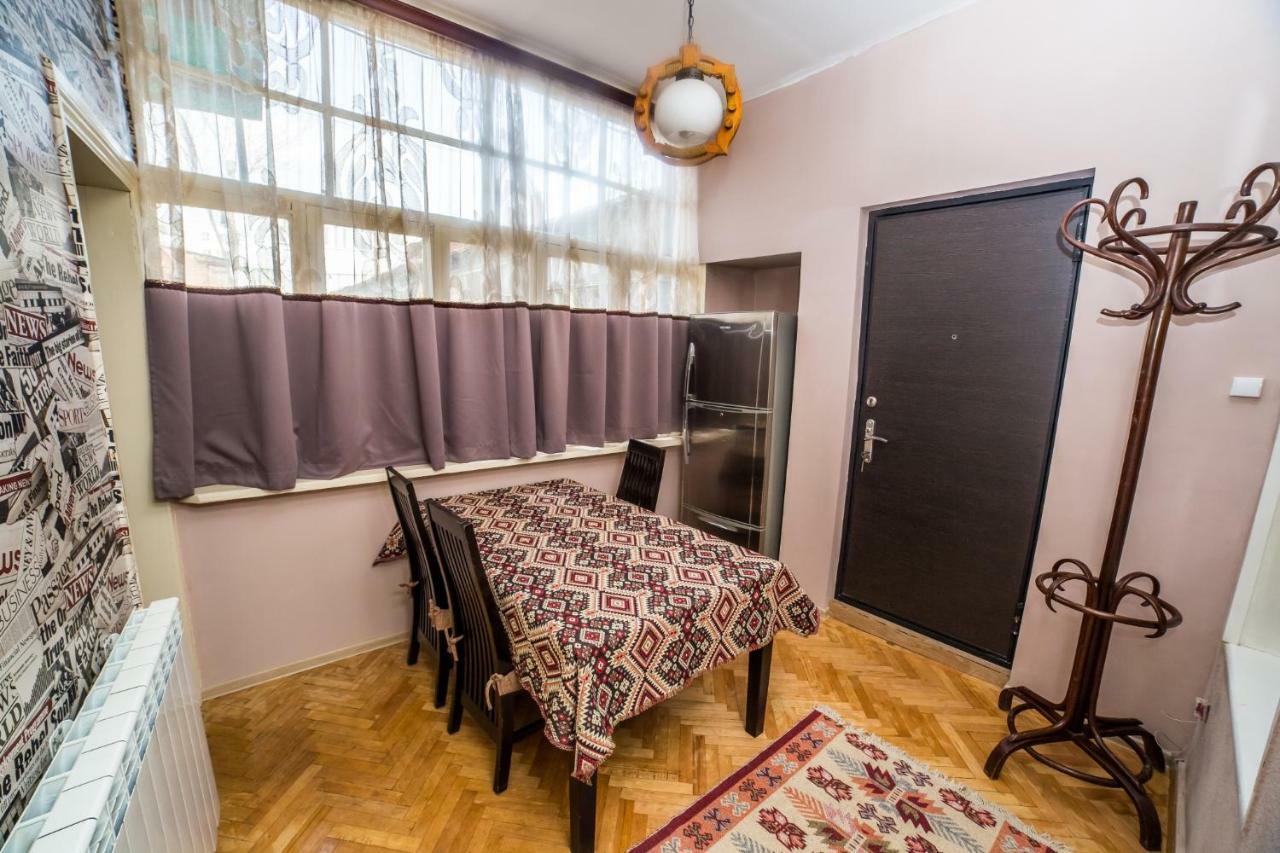Gold District Apartment Тбілісі Екстер'єр фото