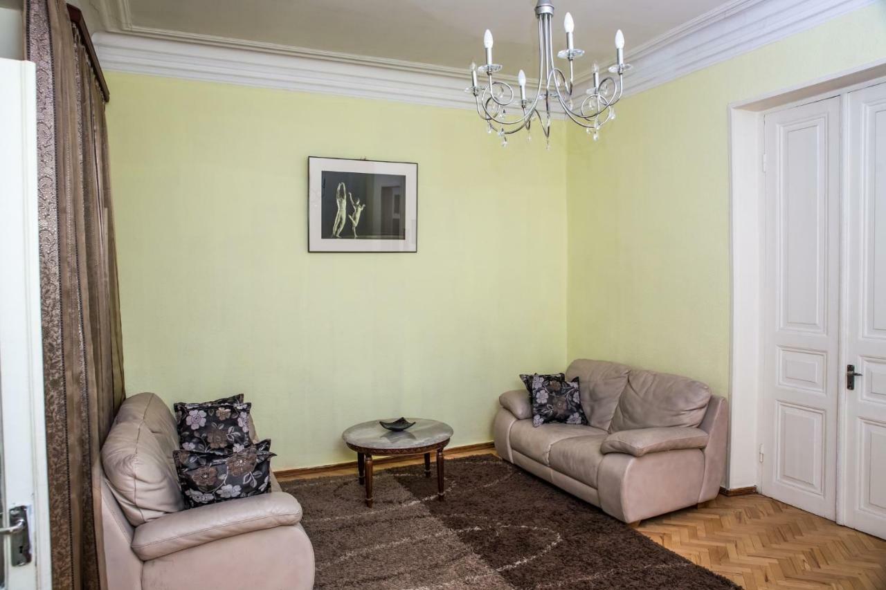 Gold District Apartment Тбілісі Екстер'єр фото